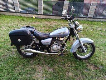 Suzuki Marauder 125 - 5