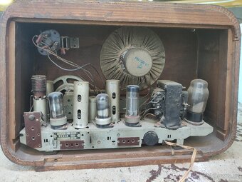 Starožitné radio Tesla - 5
