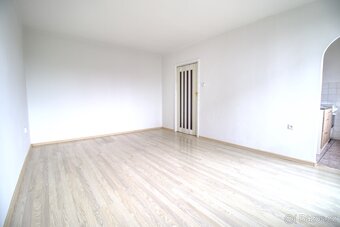 Bytu 1+kk s balkónem, 35 m², Hradec Králové ul. Baarova. - 5