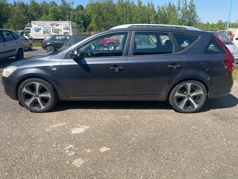 Kia cee'd  Ceed Kombi 1.4i benzín - 5