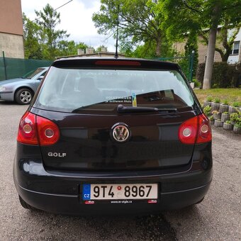 Volkswagen Golf V 1.4 16V 59kw, poctivých 149tkm, bez koroze - 5