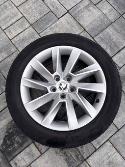 Alu kola Stratos originál Škoda Superb III R17 215/55 - 5