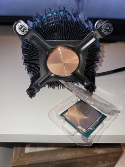 Intel Core i5-8400 + chlazeni Intel - 5