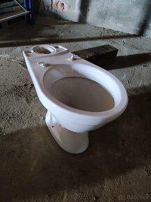 Umyvadla a záchody - 5