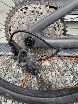 Horské kolo - SPECIALIZED - 5