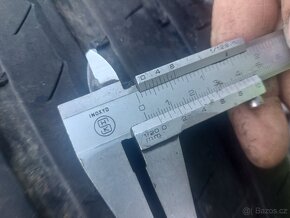 225/50 R17 Y letní - 5
