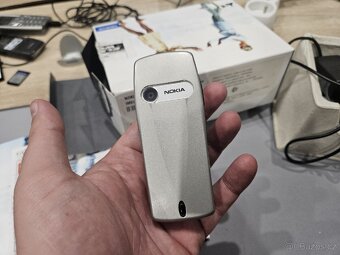 Nokia 6610i - 5