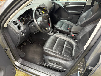 Tiguan 2.0 TDi Navi Tažné PDC Kůže Panorama - 5