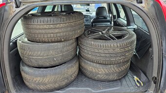 Volvo V70 2,5T AWD - 5