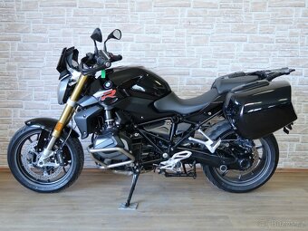 BMW R1250R bohatá výbava, servisní kniha - 5
