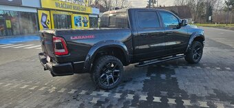 DODGE RAM 1500 5.7 HEMI 4x4 FULL LED KOLESO 22 - 5