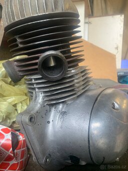 Motor jawa 250/353 - 5