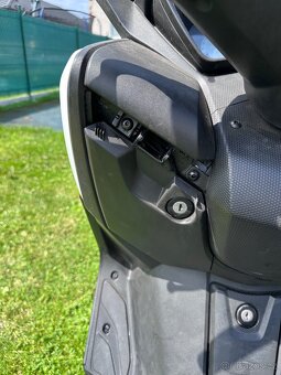 Yamaha Xmax 125 - 5