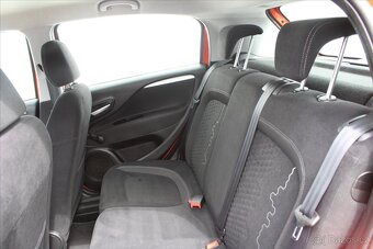 Fiat Punto 1.4i 1. MAJITEL SERVIS. KN. ČR (2014) - 5