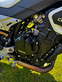 CF MOTO 800NK Sport+ - 5