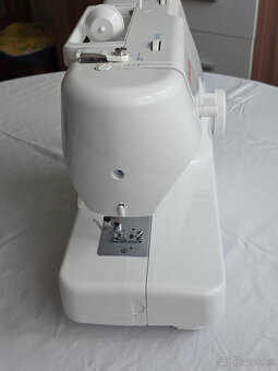 SINGER SMC 1507 - LUXUSNÍ ZNAČKOVÝ ŠICÍ STROJ - JAKO NOVÝ - 5