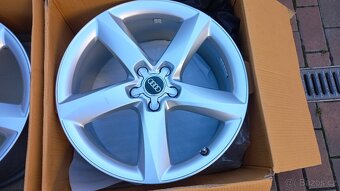 Zánovní alu disky originál Audi 7.5jx19h2, et 29.... - 5