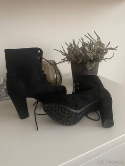 Boty na podpatku vel.37 - 5