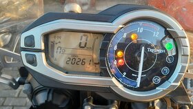 Triumph Tiger 800 - 5