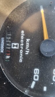 Nakladač LIEBHERR - 5