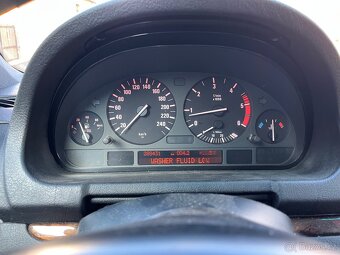 BMW X5 3.0d manuál - 5