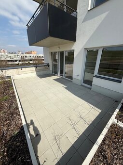 BYT 2+KK+ZAHRADA, TOP EXLUZIVNÍ 82,01 m2 věž C - 5