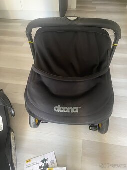 Doona+ autosedačka včetně isofix báze - 5