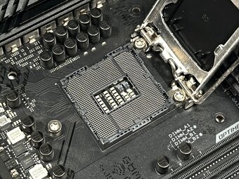Základní deska ASUS ROG STRIX Z590-E GAMING WIFI - LGA 1200 - 5