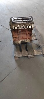Ford Transit 2.2 TDCi - motor 2.2 EURO 4 63-103 kW - 5
