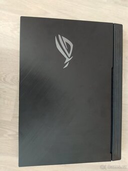 Asus ROG Strix G 731G - 5