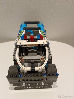 LEGO Technics 42091 - 5