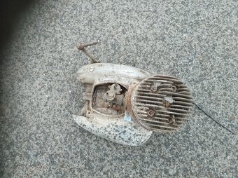 Motor Jawa 250 - 5