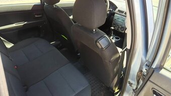 Mazda 2 - 55 kW. Rok 2006 - 5