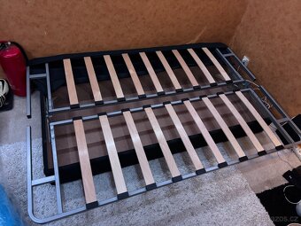 Rozkládací postel/pohovka s lamelovým roštem - 5