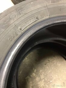 Zimní pár Toyo Observe S944 215/60 R16 99H M+S XL - 5