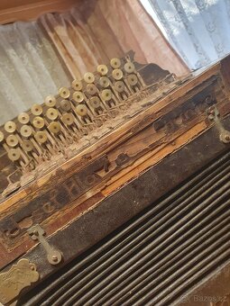 Starožitná heligonka Josef Hlaváček - 5