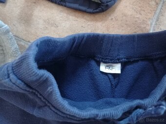 Dětské chlapecké tepláky vel. 86 12-18 měs. - 5