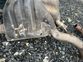 Výfuk Dodge Durango 2023 Hellcat - 5