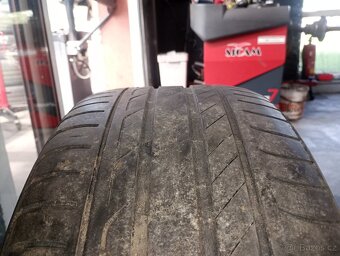 Pneu 225/45r17 - 5