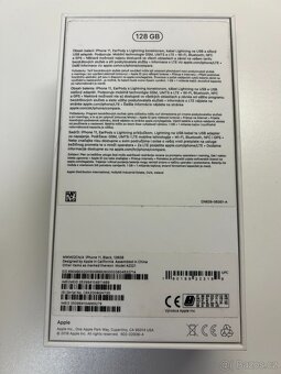 Apple iPhone 11, 128GB, Black - 5