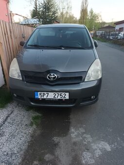 Prodám Toyota Corolla Verso - 5