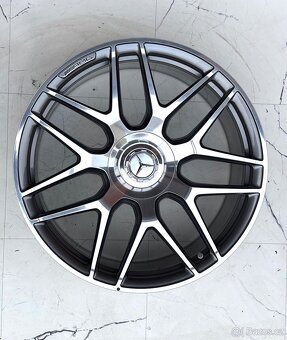 Mercedes G63 AMG 22 5x130 Mercedes G63 AMG Šedivý - 5