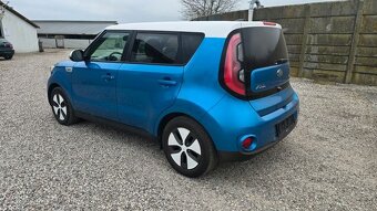 Kia Soul EV - 5