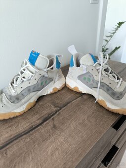 BOTY NIKE AIR JORDAN DELTA 2 ŠEDO BÍLÉ - 5
