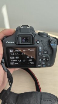 Canon EOS 2000D tělo + příslušenství. - 5
