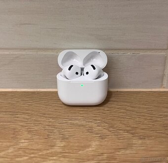 Airpods 4 - 5
