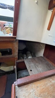 Loď s vlekem bez Tp - 5