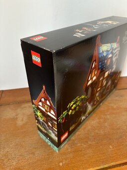 LEGO® Ideas 21325 Středověká kovárna - 5