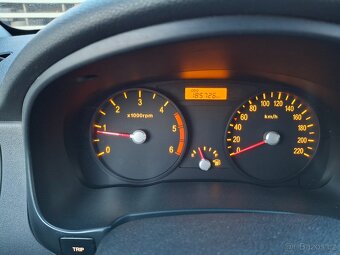 Kia rio 1.5 crdi - 5