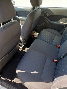 Prodám Ford Focus 1,6 benzín, 74kw, r.v. 2002 - 5